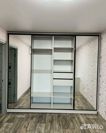 Многофункциональный шкаф купе