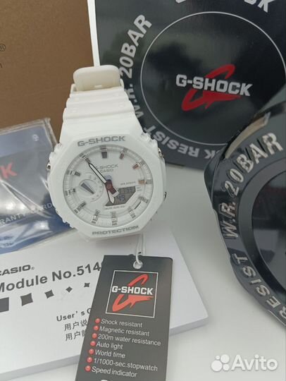 Часы Casio G-Shock GA-2100: белоснежный дизайн