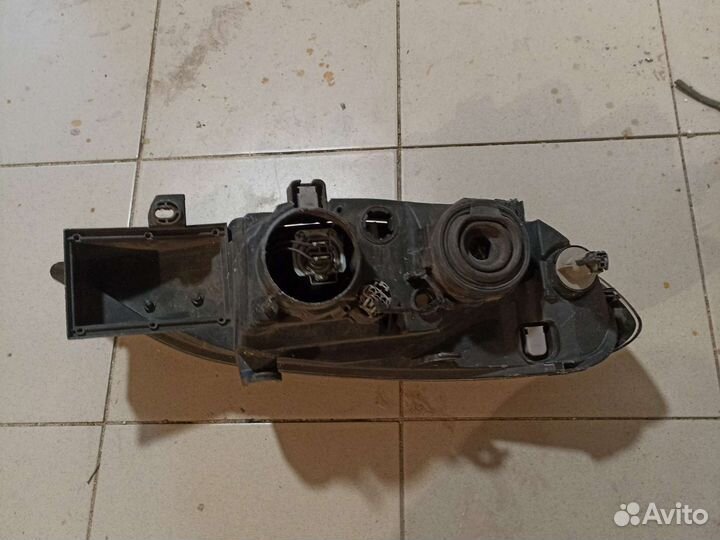 Фара Nissan Primera P11