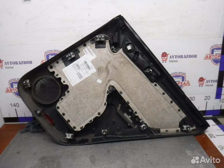 Обшивка двери задняя левая Volkswagen Tiguan cava