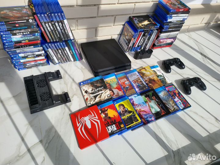 Sony PS4 slim 1tb+170 игр