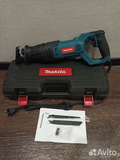 Сабельная пила Makita JR3050M