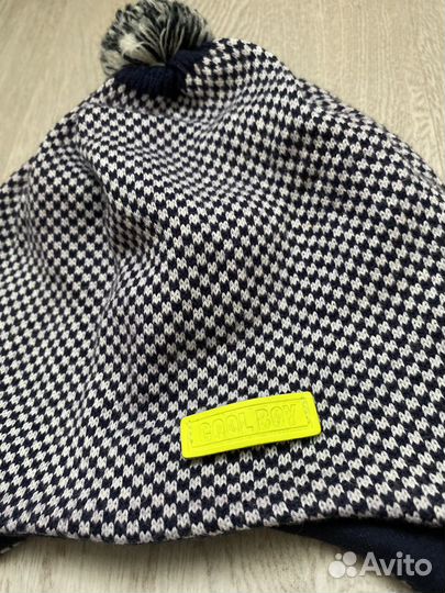 Шапки детские (в каруселе несколько)