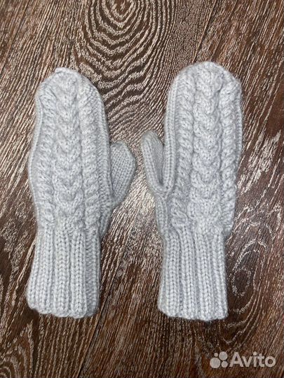 Варежки вязаные ручной работы