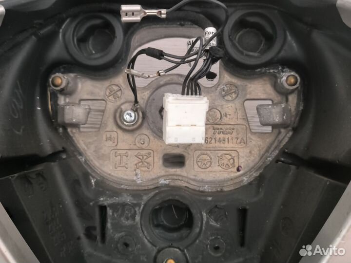 Ford fiesta mk 6 руль