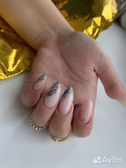 Маникюр, наращивание ногтей