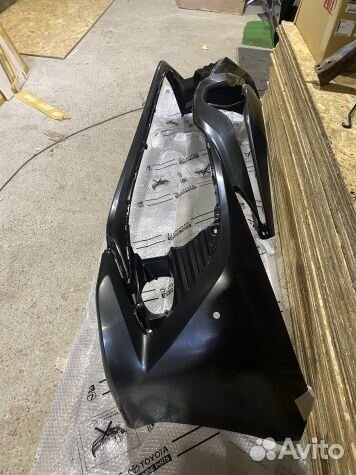 Бампер передний Toyota Camry 70