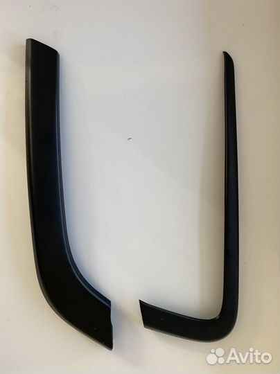 Накладки на молдинги переднего бампера LADA веста