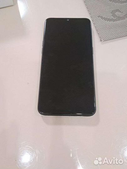Телефон oppo a5s