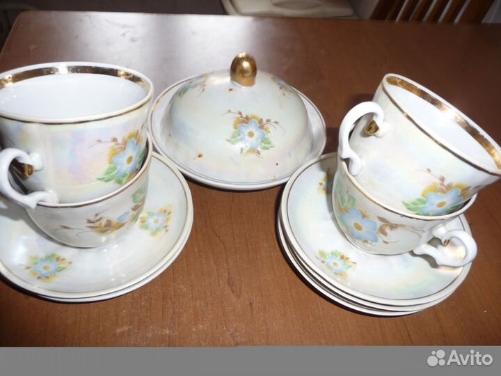 Продаются чайный сервиз