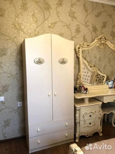 Шкаф для одежды двухстворчатый