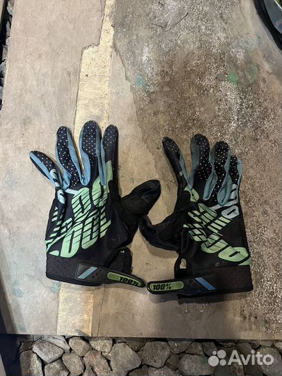 Шлем с очками для питбайка