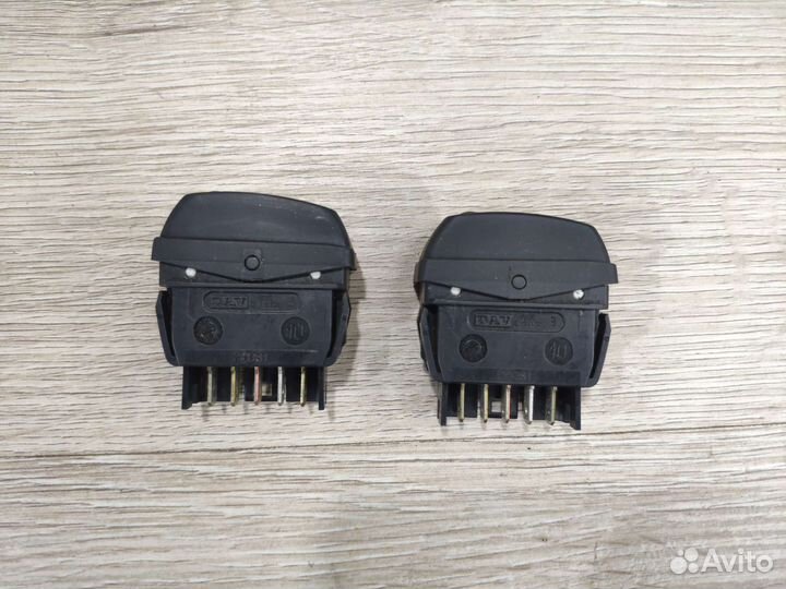 Кнопка стеклоподъемника Citroen Xsara Picasso