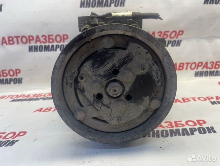 Компрессор кондиционера Renault Logan 1 LS K7M710