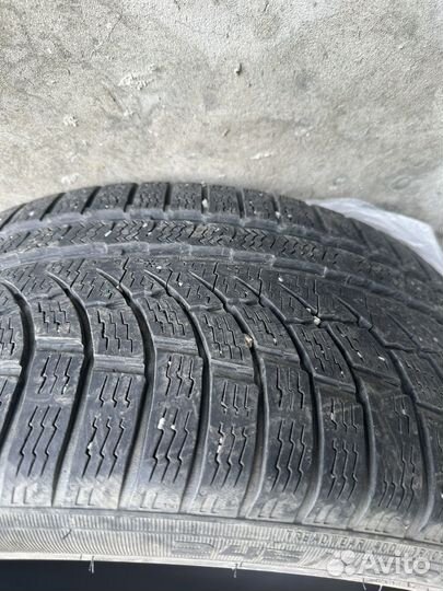 Nokian Tyres WR A4 245/40 R20 96W