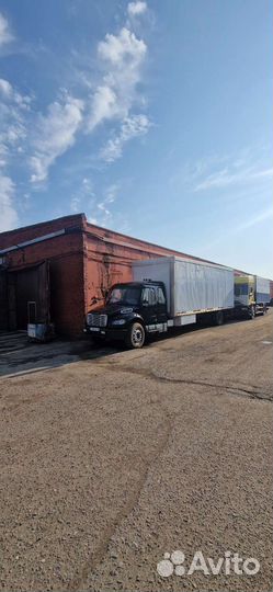 Freightliner M2, 2004