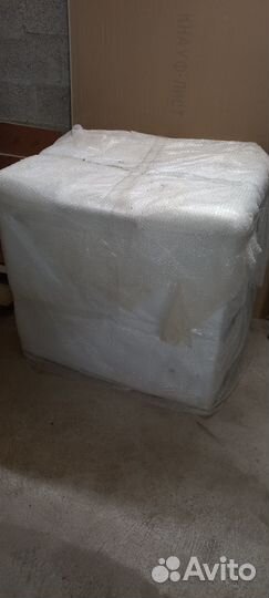 Продам новую морозильную камеру