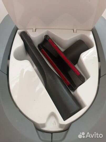 Пылесос с аквафильтром Karcher DS 5600