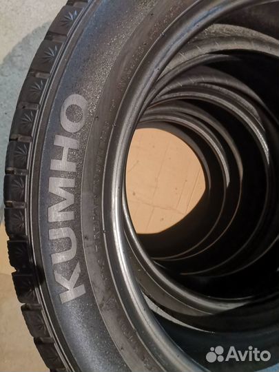 Kumho WinterCraft Ice Wi51 215/55 R18 99T