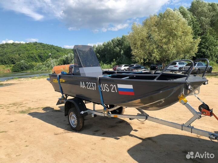 Лодка Спайдер 390