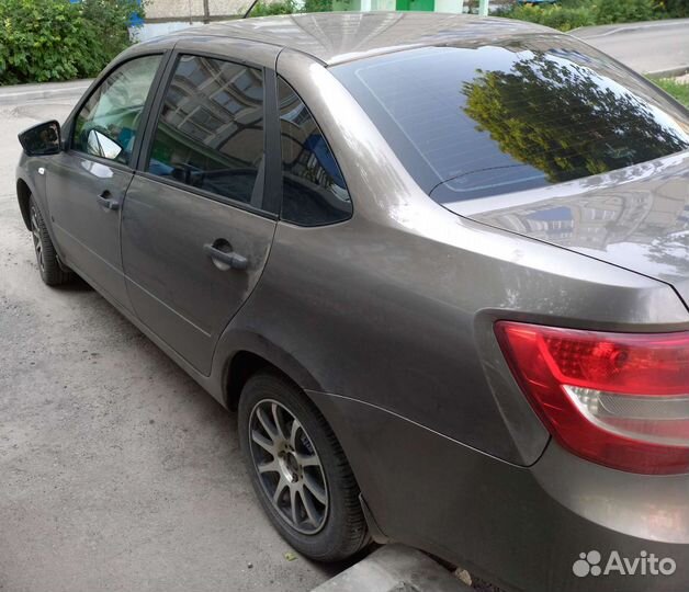 LADA Granta 1.6 МТ, 2017, 140 000 км