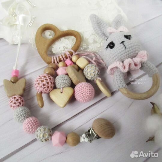 Грызунки. Погремушки. Подарочные боксы для малышей