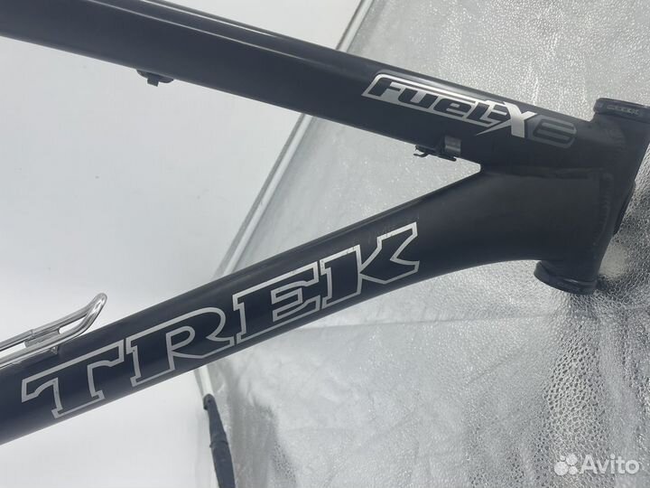 Около новая двухподвесная рама Trek Fuel EX6