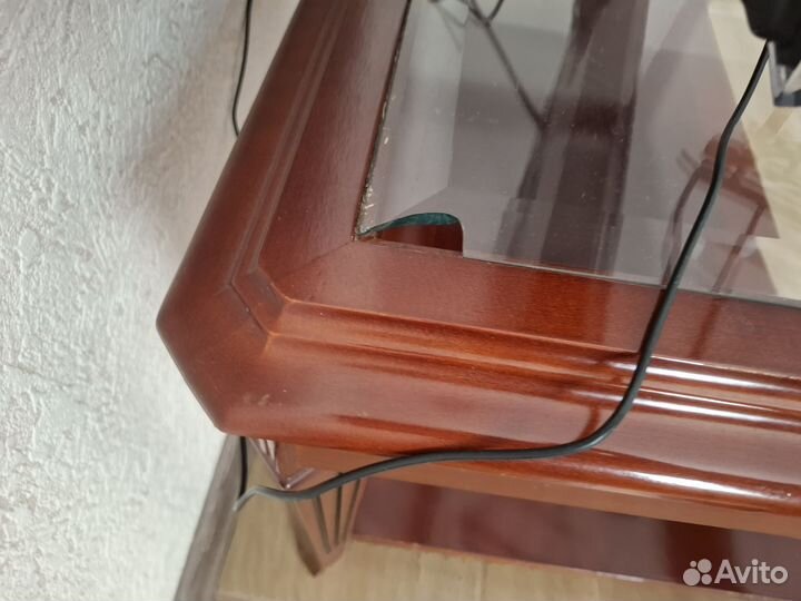 Журнальный столик из массива дерева бу