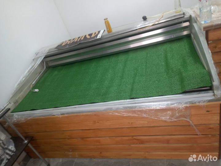 Холодильная витрина