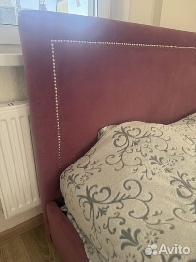 Кровать двухспальная