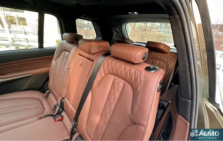 BMW X7 4.4 AT, 2022, 200 км