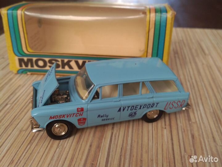 Модель автомобиля Москвич 427 Avtoexport СССР 1:43