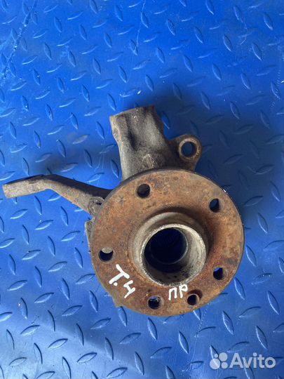 Поворотный кулак на volkswagen транспортёр 94 год