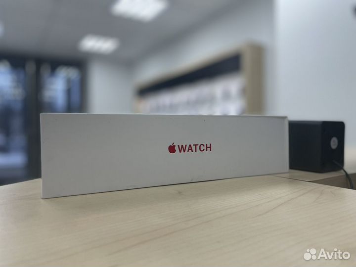 Apple Watch 8 41mm Red