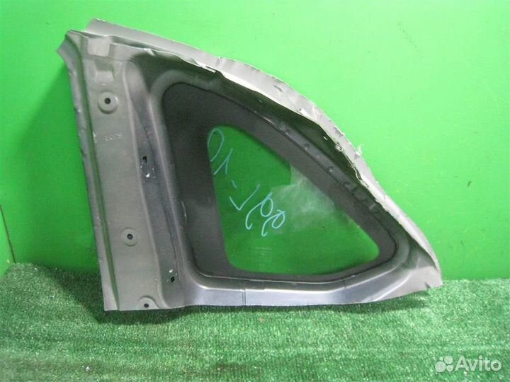 Стекло (форточка) заднее правое Honda FR-V (BE1)