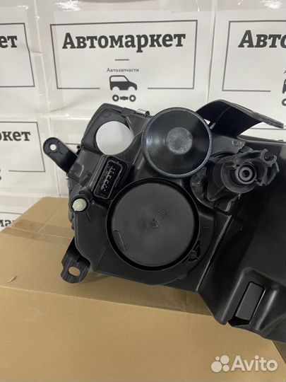 Фара левая Renault Logan 2 14-18 с корректором