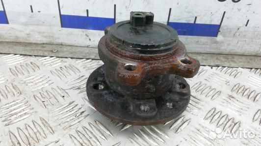 Ступица задняя правая volvo V60 1 (3UK20NY01)