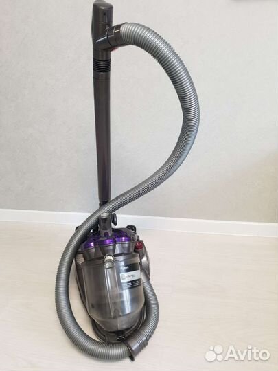 Пылесос dyson дайсон