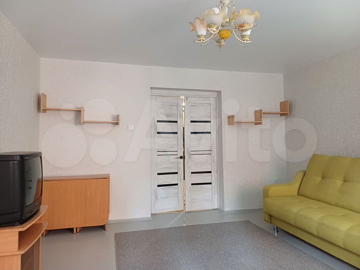 2-к. квартира, 56 м², 2/5 эт.