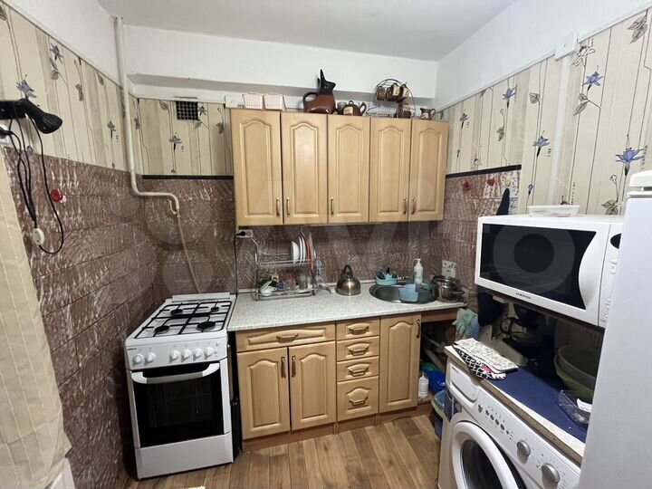 Комната 14 м² в 2-к., 2/5 эт.