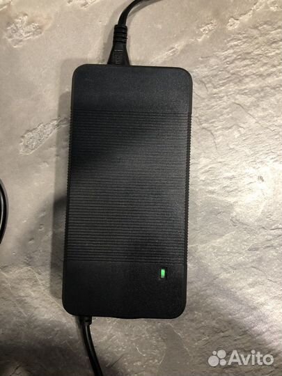 Зарядка для электросамоката