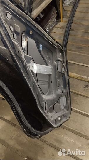 Задняя левая дверь Nissan Almera Classic