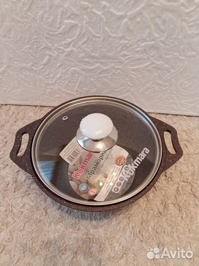 Кастрюля Kukmara 2 л коричневая новая