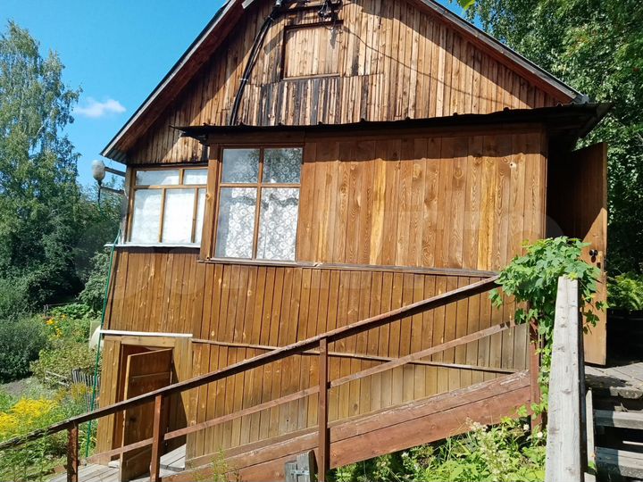 Дом 20 м² на участке 7 сот.