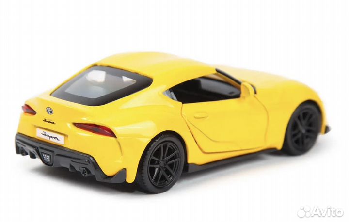 Машинка Toyota Supra