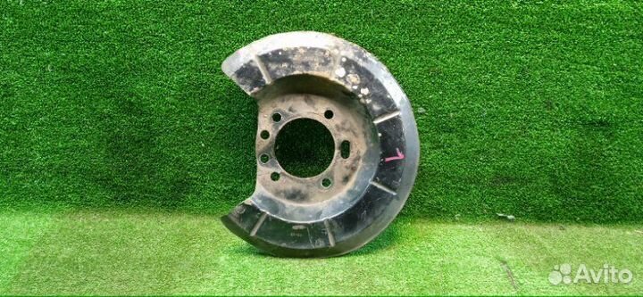 Пыльник тормозного диска задний левый Ford Focus 3