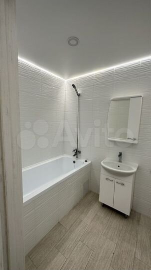 1-к. квартира, 49 м², 13/17 эт.