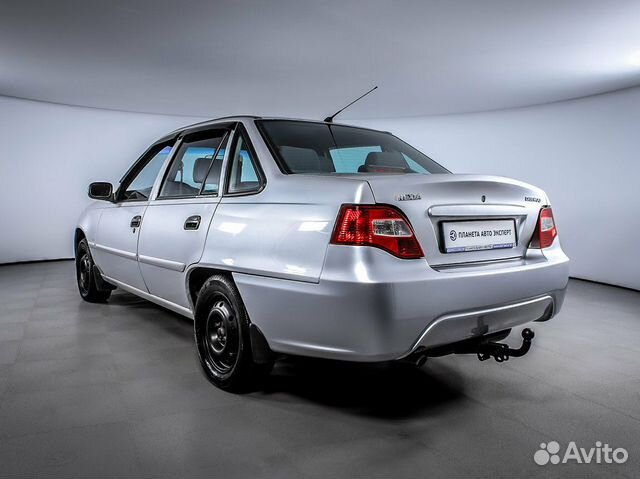 Стекло заднее с обогревом дэу Нексия