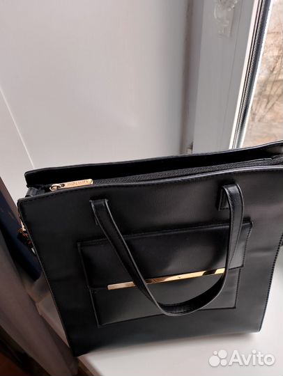 Женская черная сумка