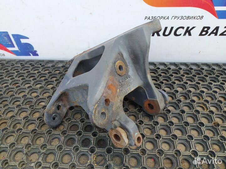 Кронштейн передней рессоры L Volvo FH, Volvo FM